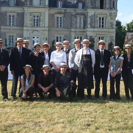 Le Relais Hotel Saint-Quentin-les-Anges Exterior foto