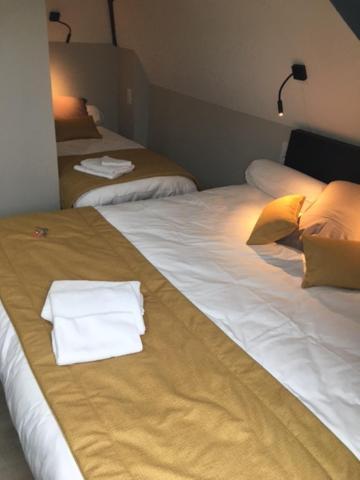 Le Relais Hotel Saint-Quentin-les-Anges Exterior foto